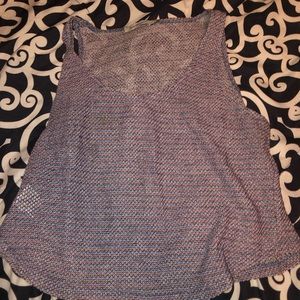 Multi colored mesh top